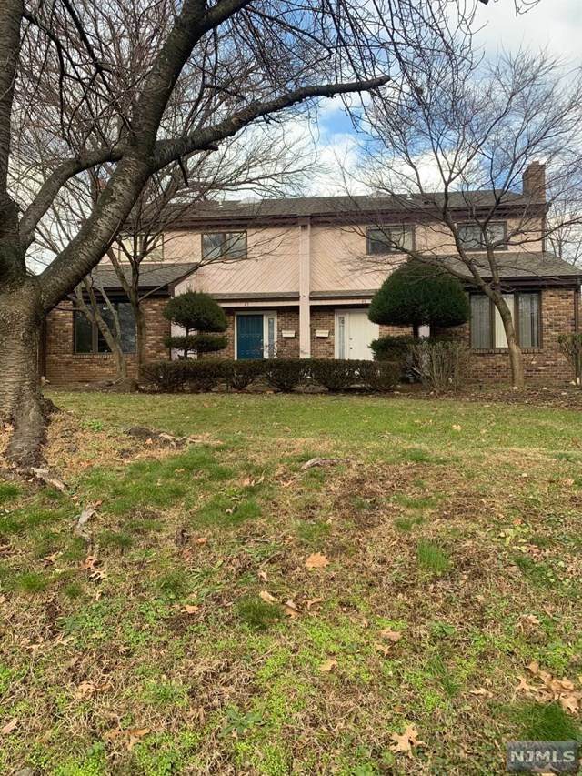47 Hudson Avenue - Photo 1