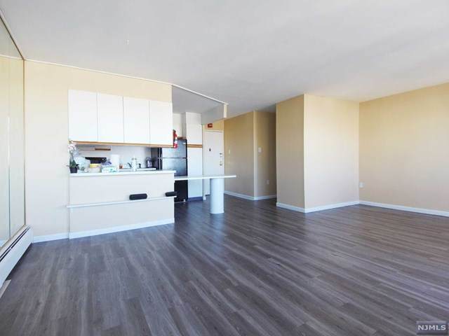 3817 Ventnor Avenue - Photo 1