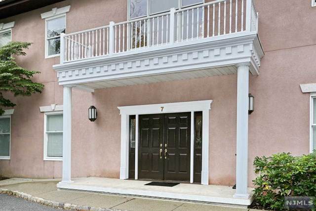 7 Cedar Street - Photo 1