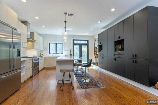 64 Day Avenue - Photo 1
