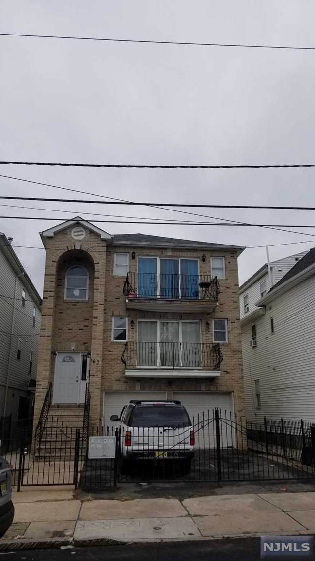 162 7th Street - Photo 1