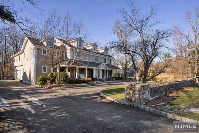 397 Mountain Avenue - Photo 1