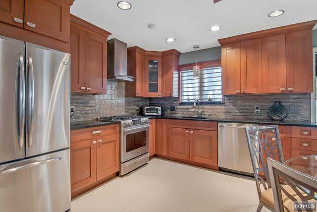 262 Harmon Avenue - Photo 1