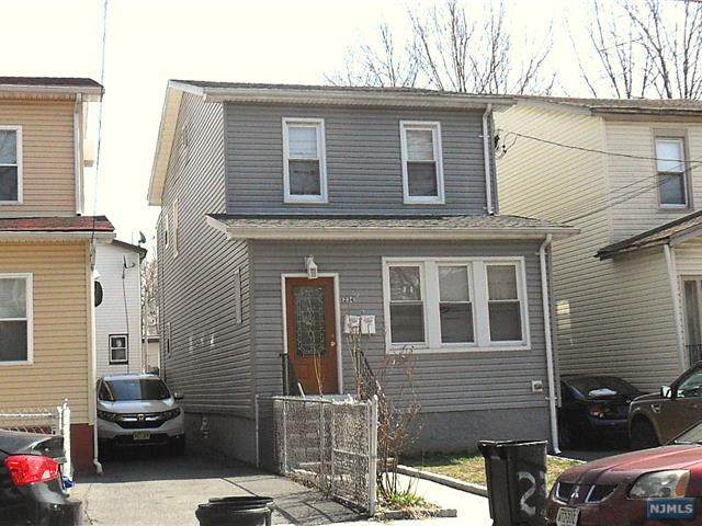 234 40th Street - Photo 1