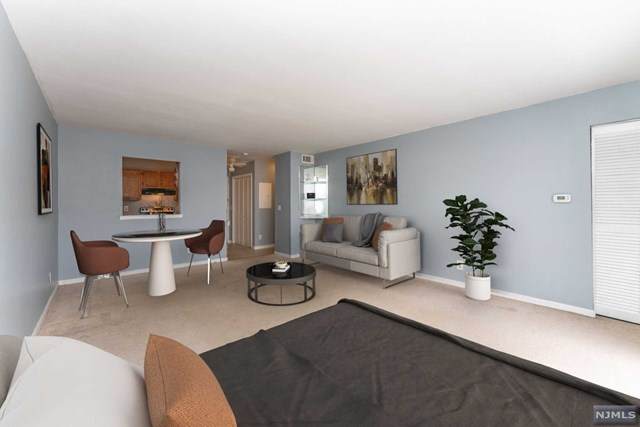 971 Bloomfield Avenue - Photo 1