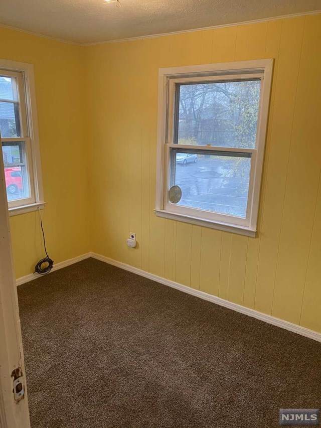 195 Mountainview Boulevard - Photo 1