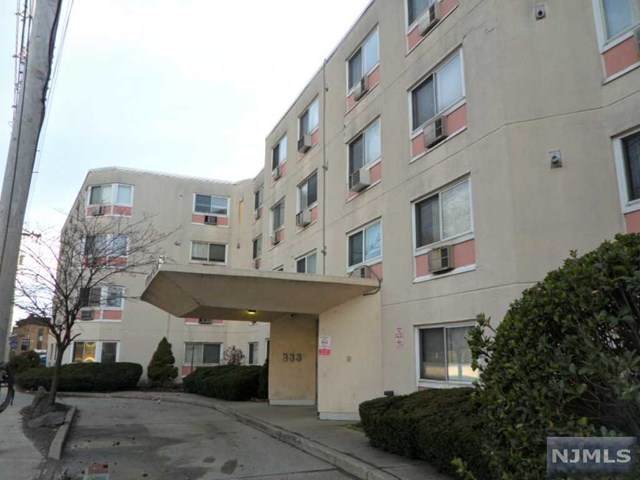 333 Grand Avenue - Photo 1