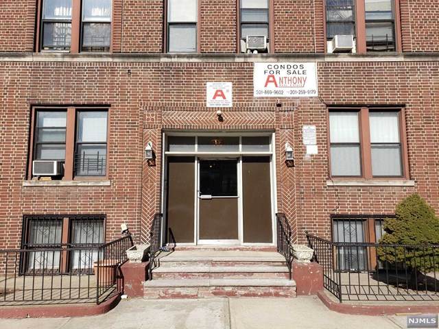 117 Corbin Avenue - Photo 1