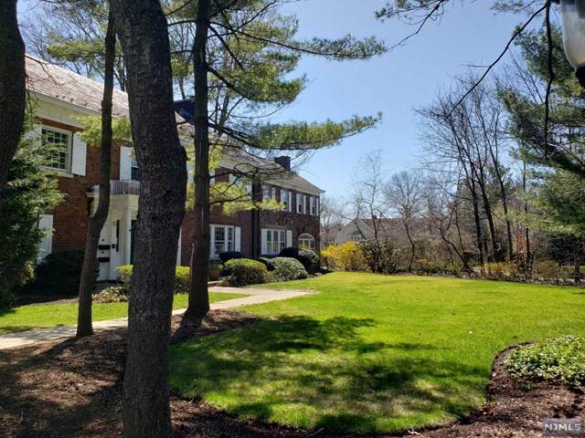 344 Ridgewood Road - Photo 1