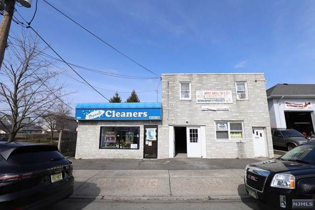 593 New York Avenue - Photo 1