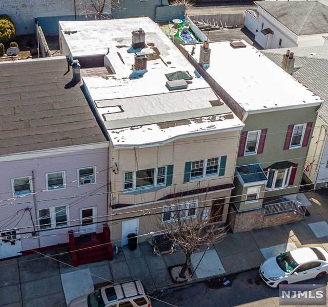 76 Heckel Street - Photo 1