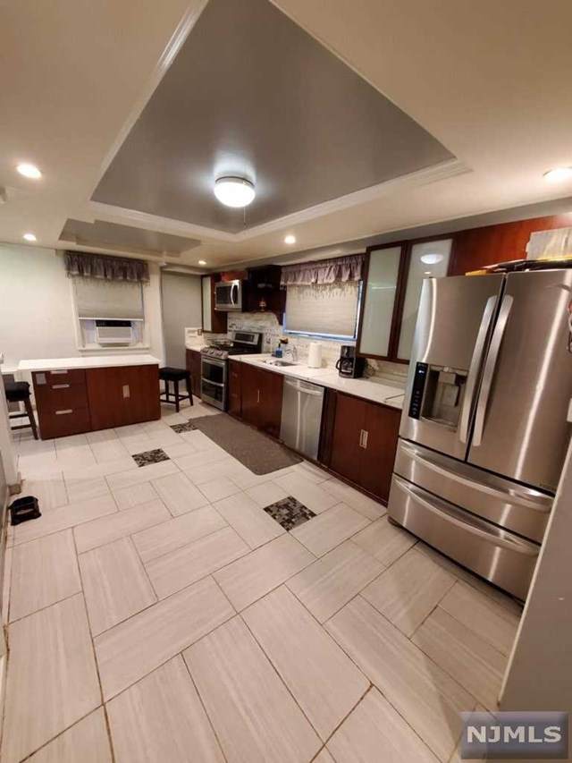 158 Wabash Avenue - Photo 1