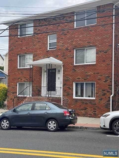 320 Hackensack Street - Photo 1