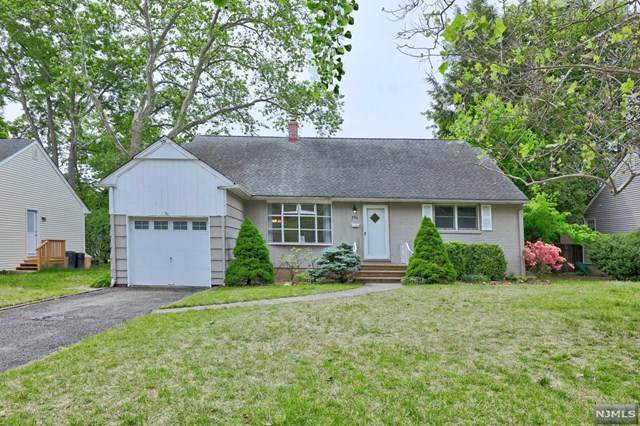 240 Canterbury Place - Photo 1