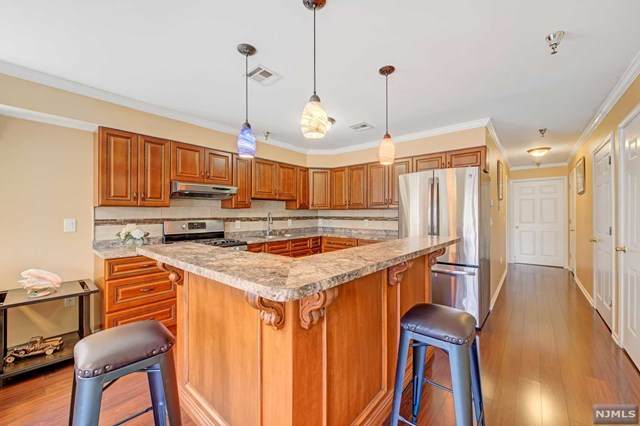 109-111 Jersey Street - Photo 1