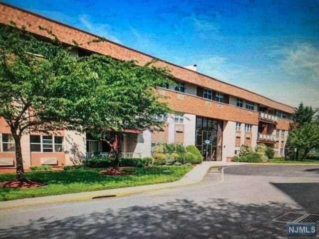 1111 River Road - Photo 1