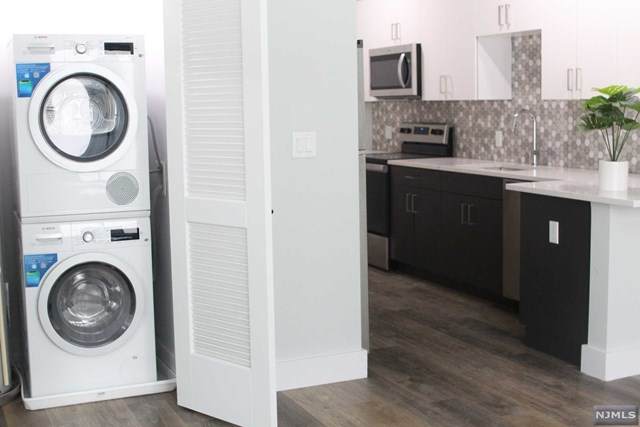 270 Orange Street - Photo 1