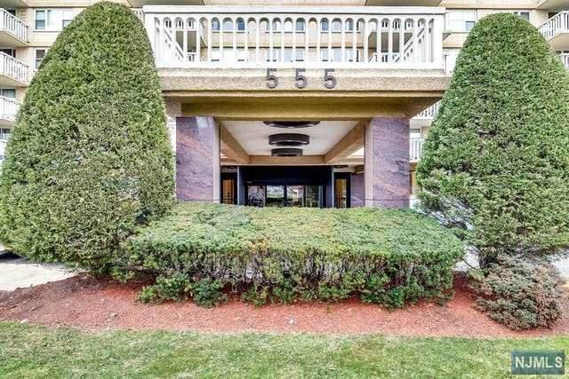 555 North Avenue - Photo 1