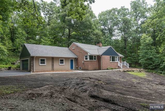28 Tamarack Road - Photo 1