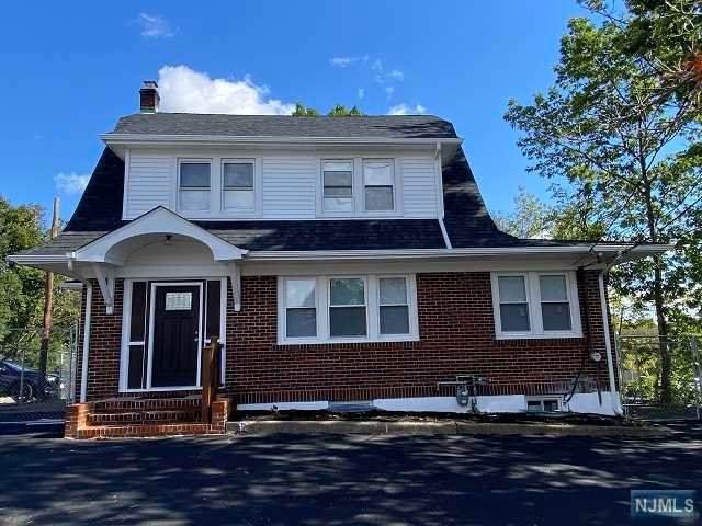 440 Midland Avenue - Photo 1