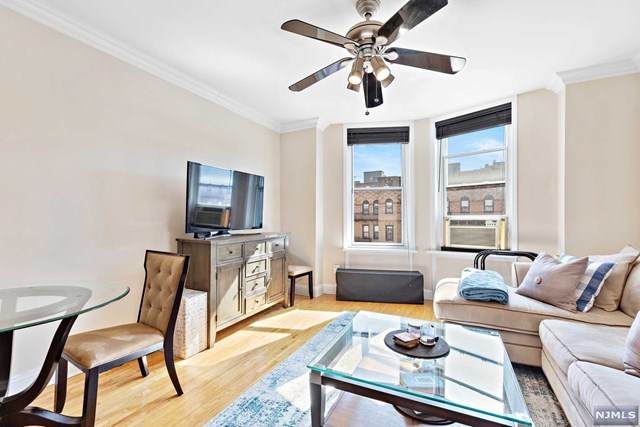 1208 Washington Street - Photo 1