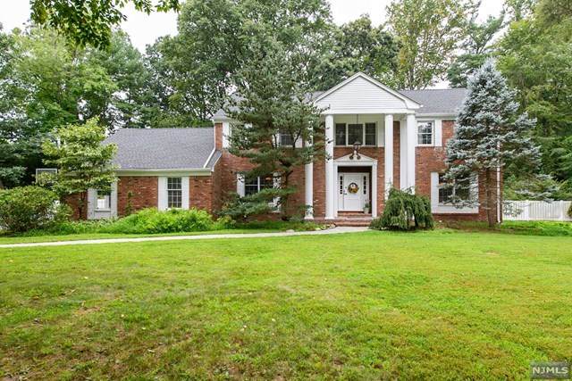 11 Greenwoods Road - Photo 1