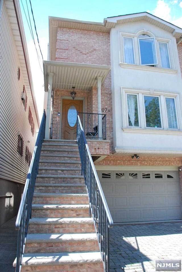 207A 3rd Street - Photo 1