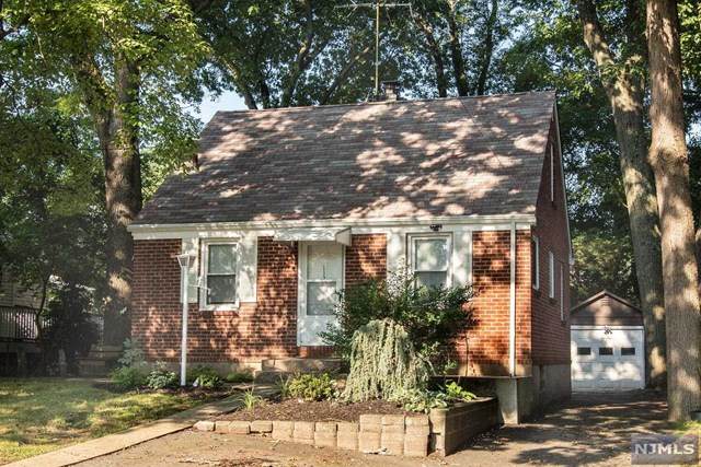 112 Hickory Street - Photo 1