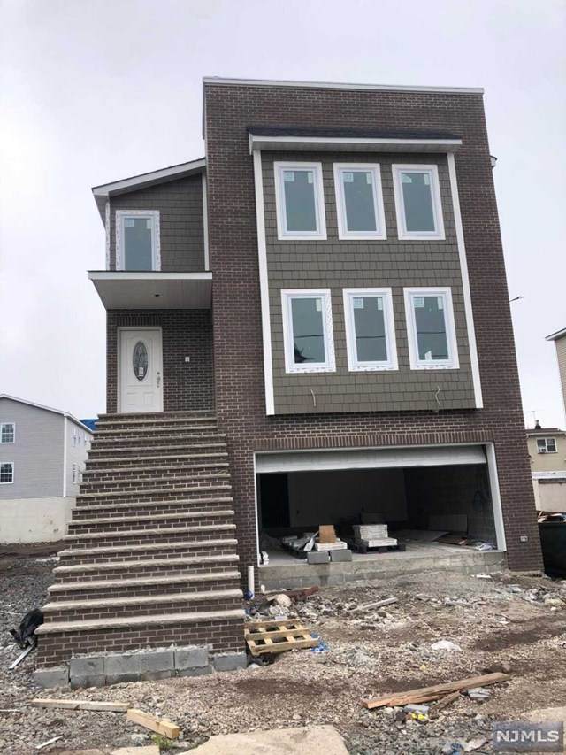 226 Tappan Street - Photo 1