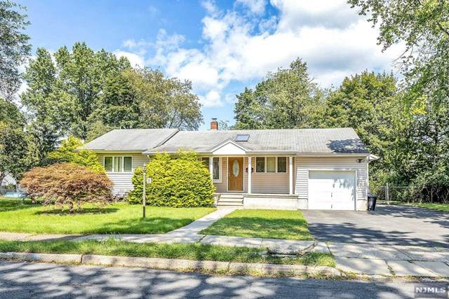 8 Michael Drive - Photo 1