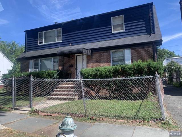 424 Clinton Street - Photo 1