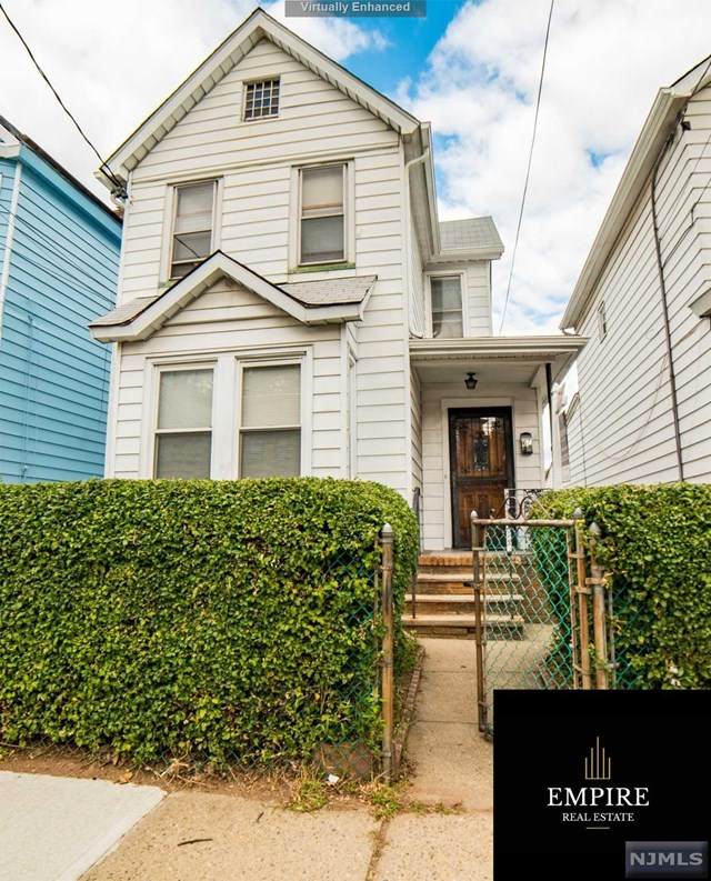 67 Irving Street - Photo 1