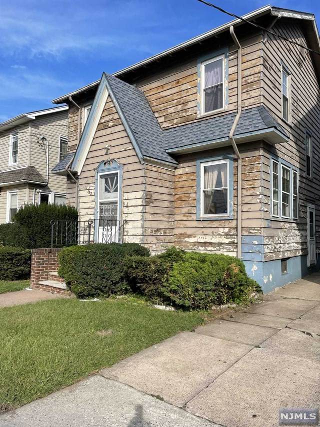 137-139 30th Street - Photo 1
