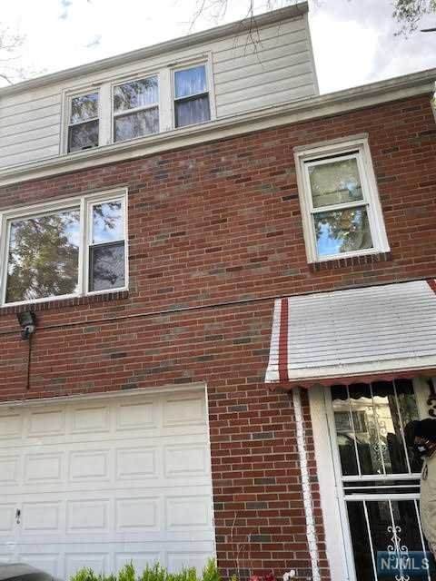 133-135 Tuxedo Parkway - Photo 1