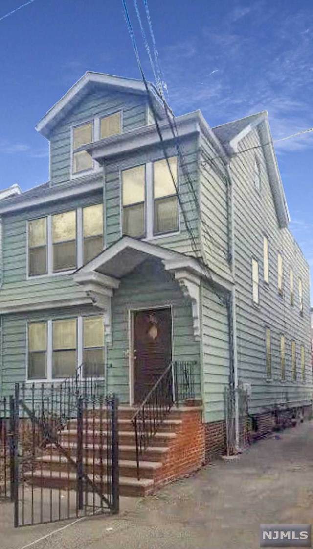 286-288 Wainwright Street - Photo 1
