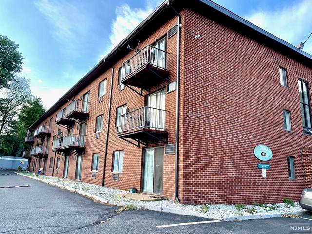 540 Central Avenue - Photo 1