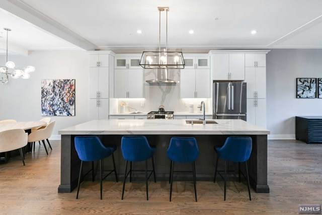 802 Opus Way - Photo 1