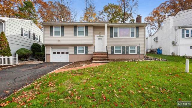 52 Walton Avenue - Photo 1