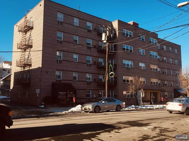 559-571 Anderson Avenue - Photo 1
