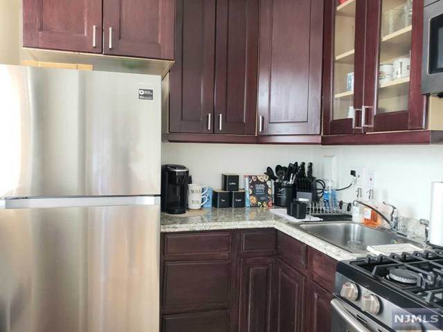 6515 Boulevard East - Photo 1