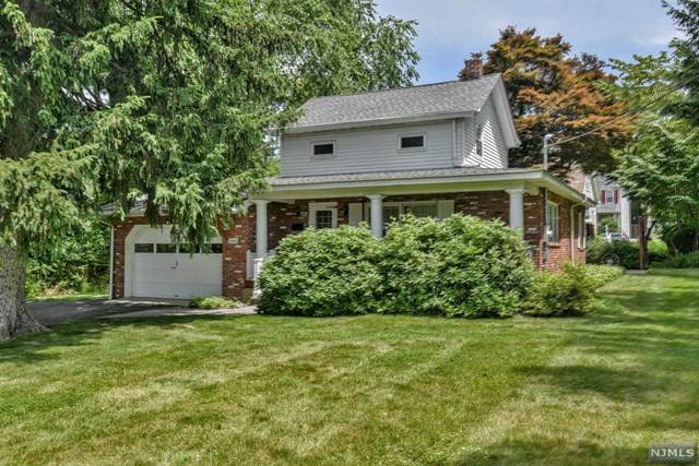 348 Godwin Avenue - Photo 1