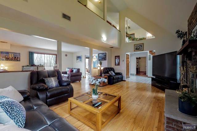 34 Malcolm Place - Photo 1