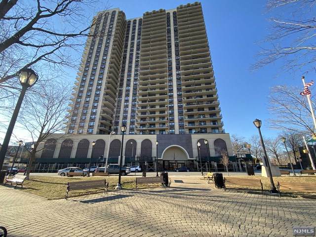 7855 Boulevard East - Photo 1