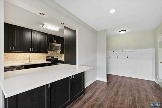 1375 River Road - Photo 1