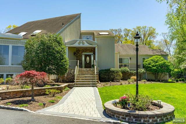 3 Tudor Road - Photo 1