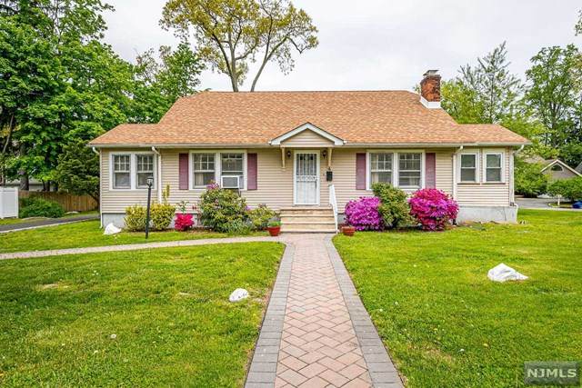 3 Virginia Avenue - Photo 1