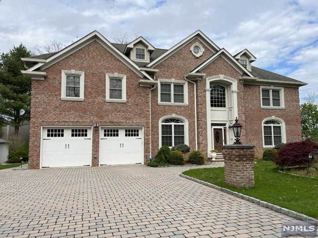 10 Montville Avenue - Photo 1