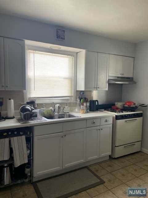 195 William Street - Photo 1