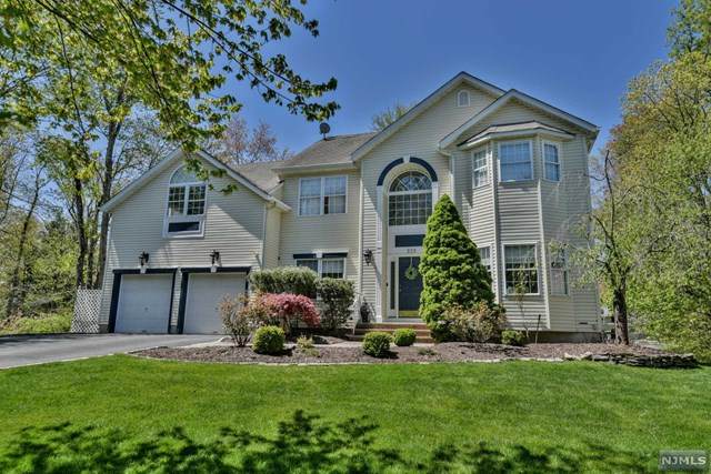 235 Davidson Avenue - Photo 1