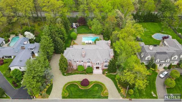 101 Essex Drive - Photo 1